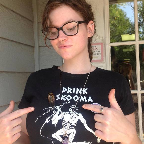 Meet your Posher, Shana - Picture 1 of 1